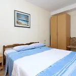 With A Parking Space Mandre, Pag - 6582 Appartement *