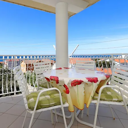 With A Parking Space Mandre, Pag - 6582 アパート コラン