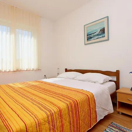 With A Parking Space Mandre, Pag - 6582 コラン