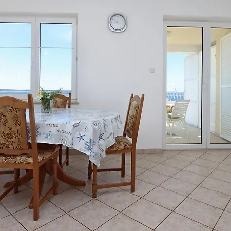 アパート With A Parking Space Mandre, Pag - 6582 コラン