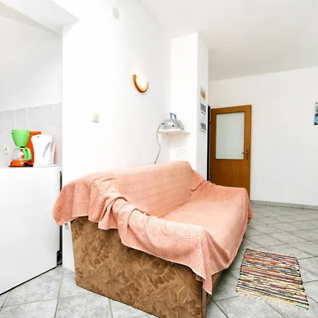 With A Parking Space Mandre, Pag - 6582 アパート *