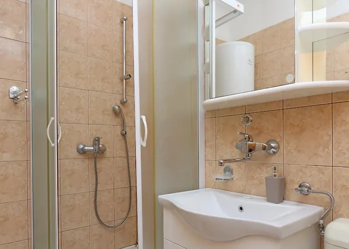 With A Parking Space Mandre, Pag - 6582 Apartman